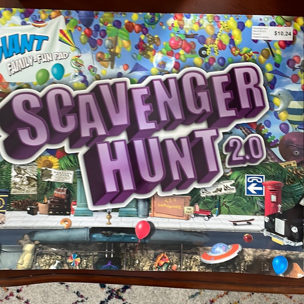 [ Brand New Giant Family-Fun Pad SCAVENGER HUNT 2.0 Activity Book ] 36 pages